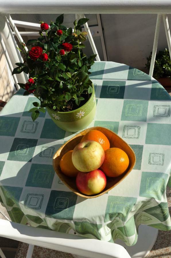 Apartmani Marko Makarska Buitenkant foto
